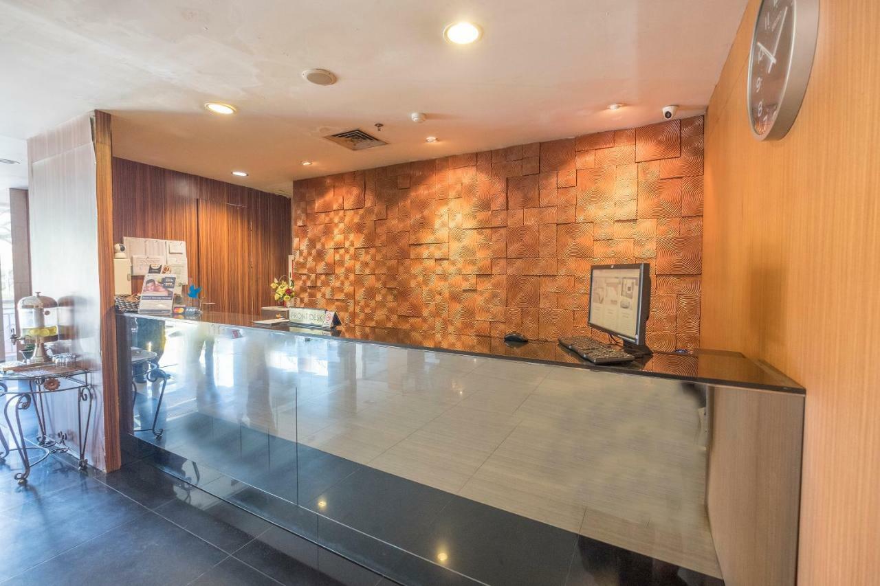 Aswin Hotel And Spa Makassar Luaran gambar